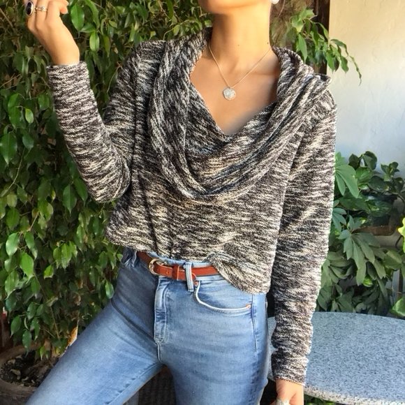 Sympli Sweaters - Sympli | “Frame Weight Off Your Shoulder” Sweater